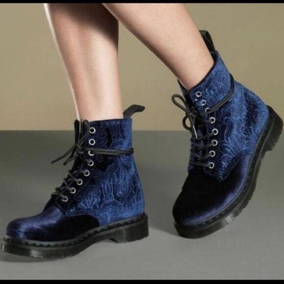 Dr. Martens 1460 Navy Brocade Velvet Lace-Up Combat Boots EU38 US7 Trending NEW - Picture 2 of 13